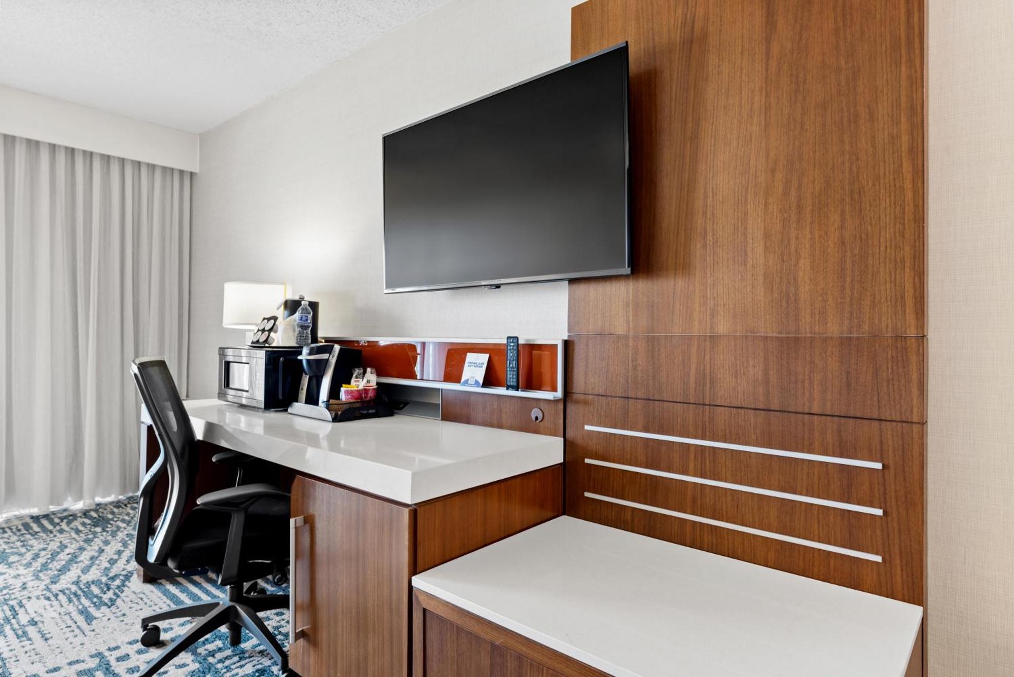 Delta Hotels By Marriott Mount Pleasant Racine Esterno foto